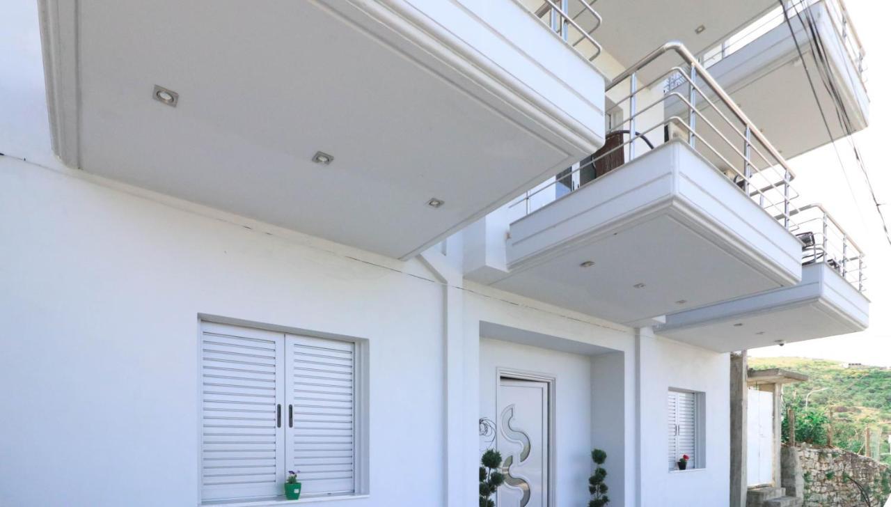 Nefelis Rooms Himarë Exterior foto