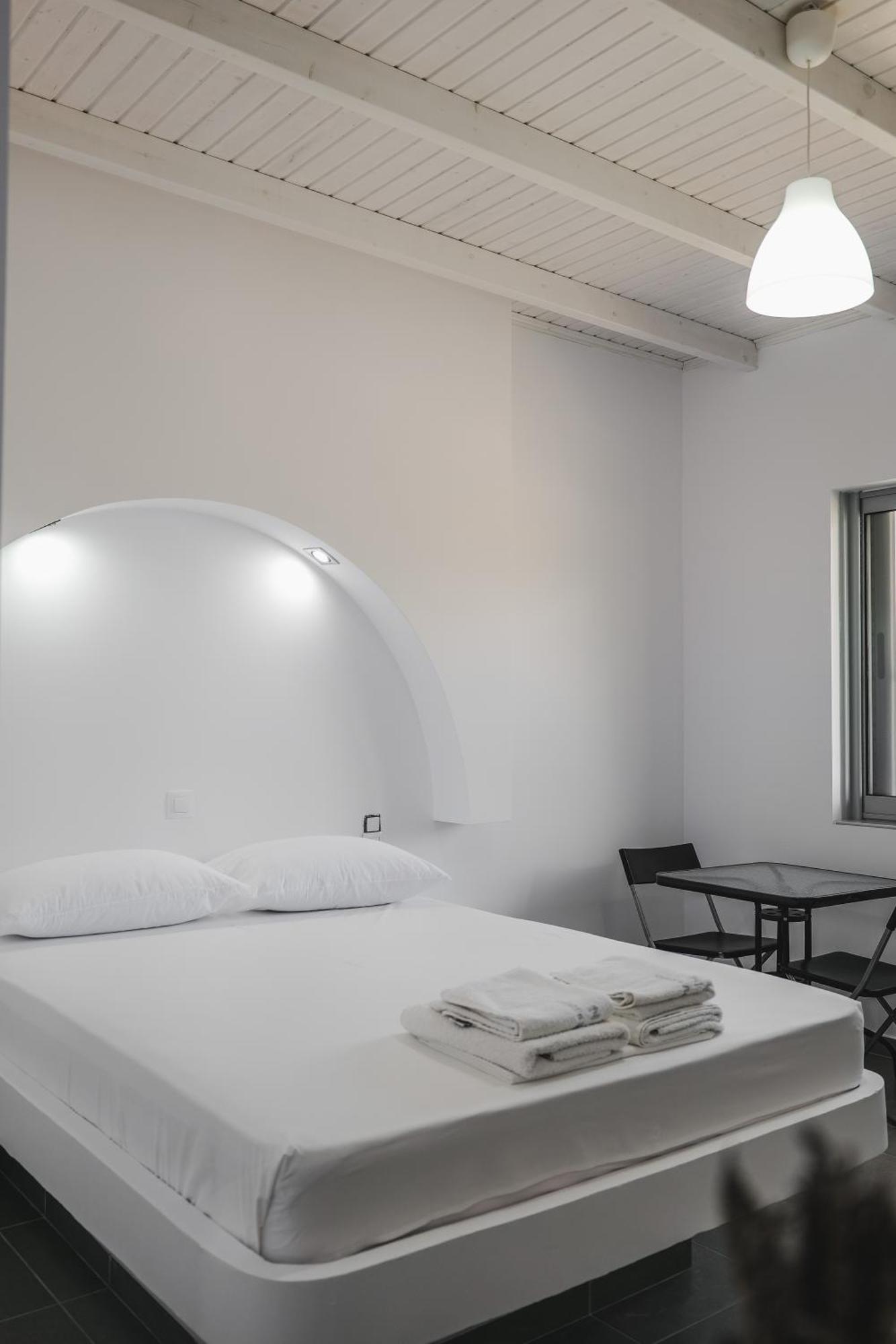 Nefelis Rooms Himarë Habitación foto