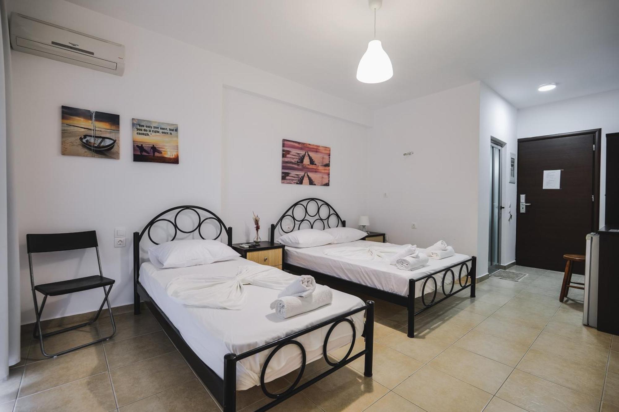 Nefelis Rooms Himarë Habitación foto