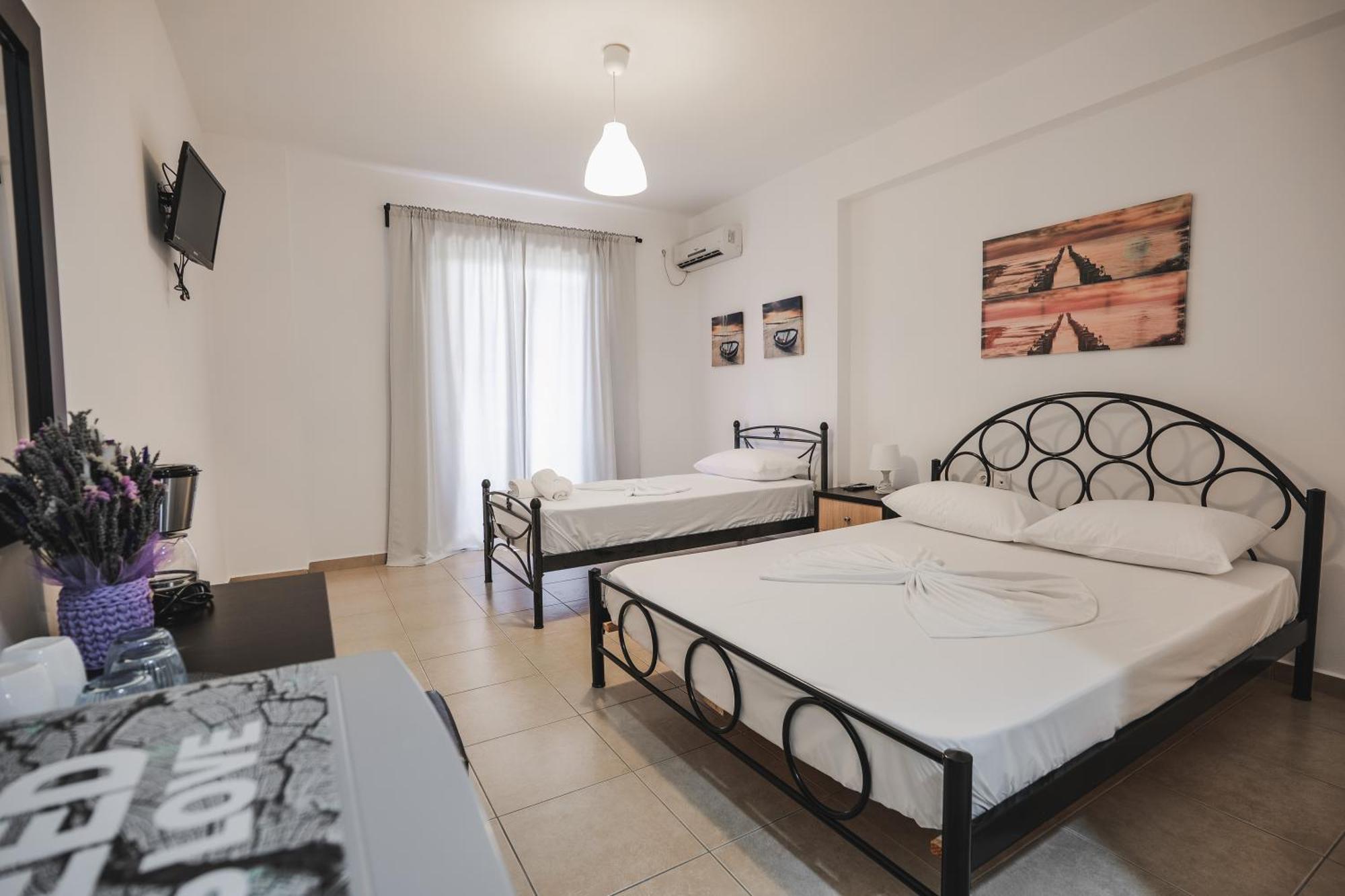 Nefelis Rooms Himarë Habitación foto